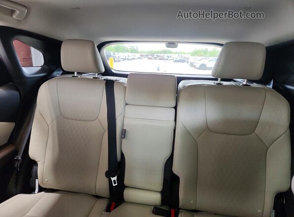 2T2BAMCA9RC046832 2024 LEXUS RX Gray Հետևի նստատեղերի տեսք