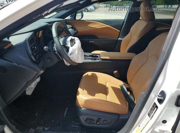 2T2BAMCA9RC071147 2024 LEXUS RX Белый Вид салона спереди