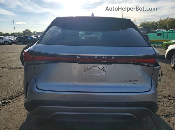 2T2BBMCA9PC009628 2023 LEXUS RX Silver Հետևի տեսք