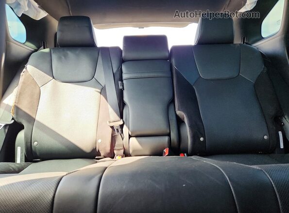 2T2BCMEA6RC010961 2024 LEXUS RX Silver Հետևի նստատեղերի տեսք