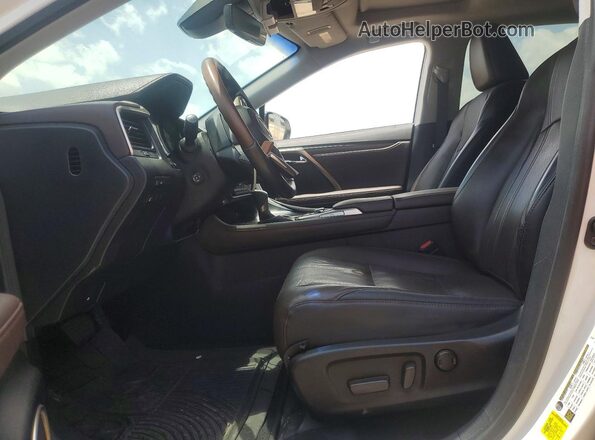 2T2BZMCA2HC070705 2017 LEXUS RX White Front interior view