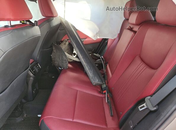 2T2GKCEZ8NC003156 2022 LEXUS NX Silver Rear interior view