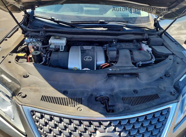 2T2JGMDA3LC044607 2020 LEXUS RX Silver Widok wnętrza z tyłu