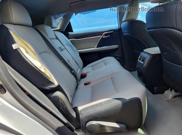 2T2ZZMCA0KC117641 2019 LEXUS RX Silver Вид задньої частини салону