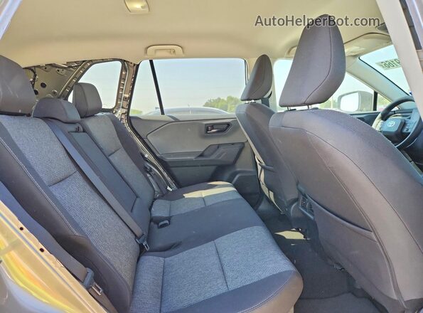 2T36CRAV0TC005250 2026 TOYOTA RAV4 Gray Vista interior trasera