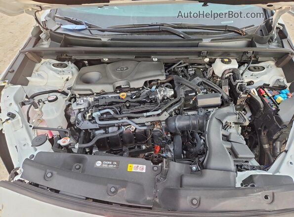 2T36CRAV1TW038174 2026 TOYOTA RAV4 White Vista del compartimento del motor