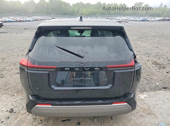 2T36CRAV3TW046762 2026 TOYOTA RAV4 Black Rear view