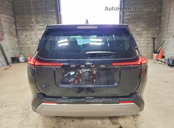2T36CRAV5TW051817 2026 TOYOTA RAV4 Черный Вид сзади