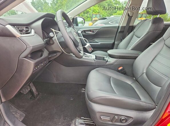 2T3A1RFV0SW570345 2025 TOYOTA RAV4 Red Вид салону спереду