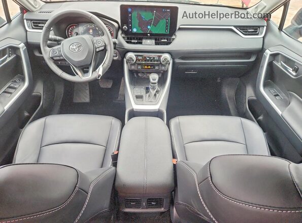 2T3A1RFV0SW570345 2025 TOYOTA RAV4 Red Вид панелі приладів
