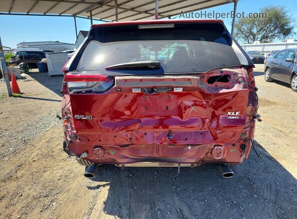 2T3A1RFV8KW081045 2019 TOYOTA RAV4 Red Вид ззаду
