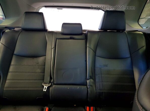 2T3B6RFV6RW055723 2024 TOYOTA RAV4 White Вид задніх сидінь