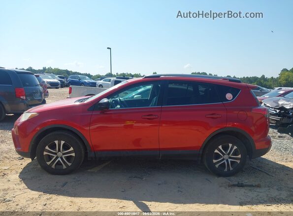 2T3BFREV1HW548905 2017 TOYOTA RAV4 Red Widok wnętrza 360 stopni