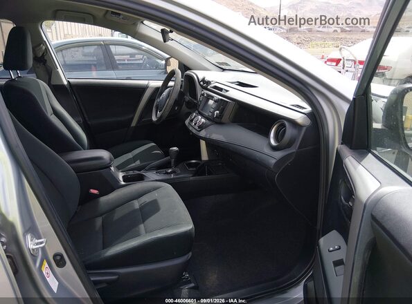 2T3BFREV1JW713728 2018 TOYOTA RAV4 Silver Front interior view