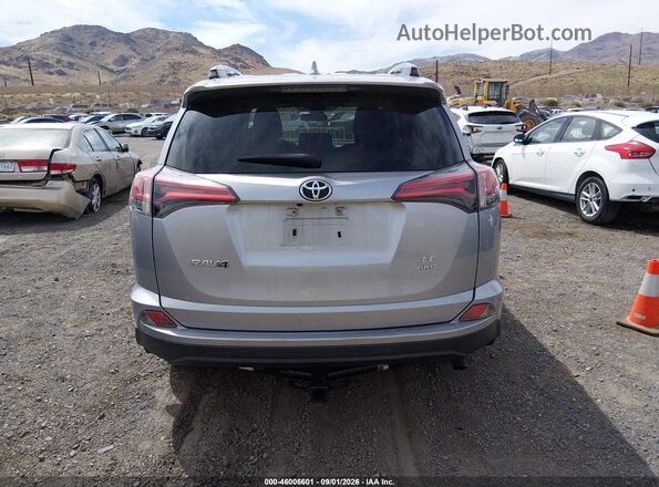 2T3BFREV1JW713728 2018 TOYOTA RAV4 Silver 