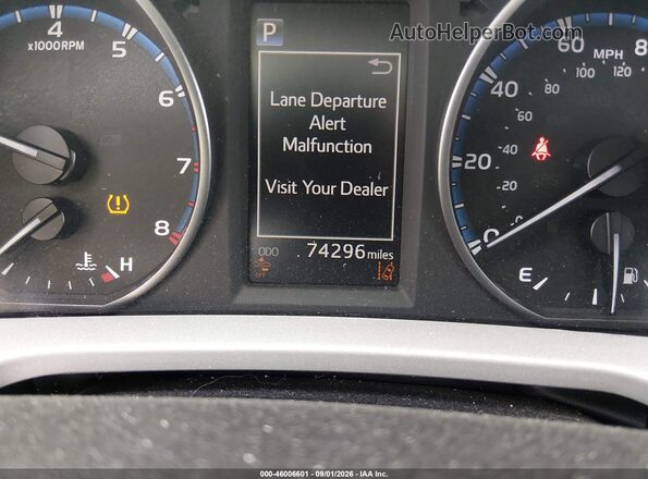 2T3BFREV1JW713728 2018 TOYOTA RAV4 Silver 