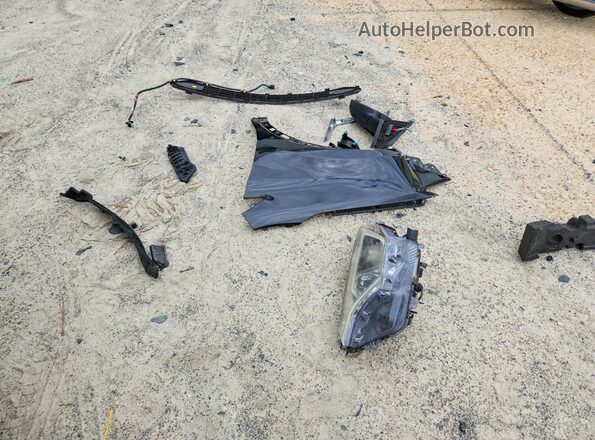 2T3BFREV3HW597992 2017 TOYOTA RAV4 Black VIN კოდის სტიკერის ხედი