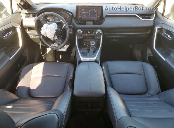 2T3C1RFV0NC212032 2022 TOYOTA RAV4 Silver Widok deski rozdzielczej