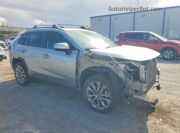 2T3C1RFV1KC027290 2019 TOYOTA RAV4 Silver Przód prawy