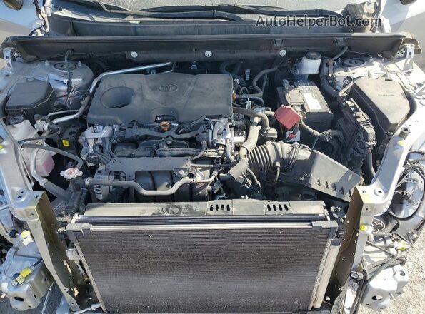 2T3C1RFV1KC027290 2019 TOYOTA RAV4 Silver Widok komory silnika