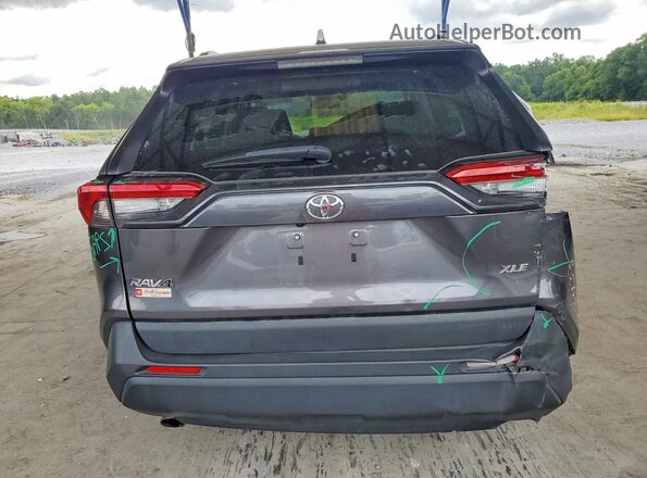2T3C1RFV6NC182549 2022 TOYOTA RAV4 Серый Вид сзади
