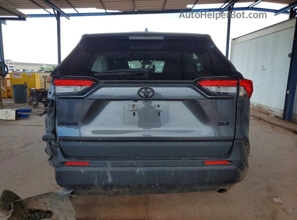 2T3C1RFV8RW315591 2024 TOYOTA RAV4 Gray Вид ззаду