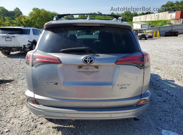 2T3DFREV0HW552940 2017 TOYOTA RAV4 Silver Vista trasera