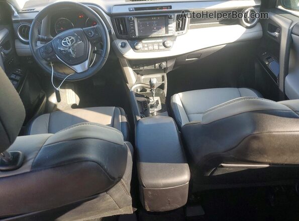 2T3DFREV3HW634709 2017 TOYOTA RAV4 White წინა პანელის ხედი