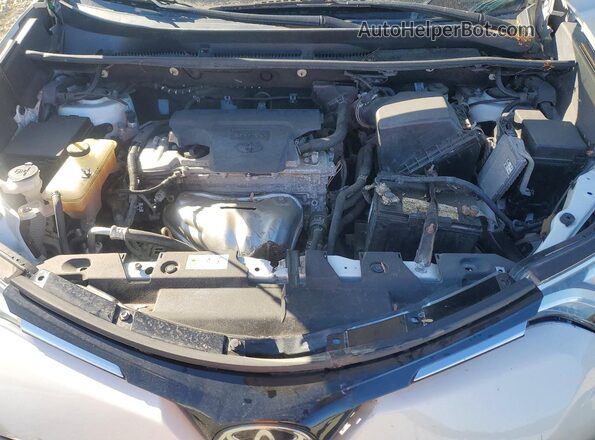 2T3DFREV3HW634709 2017 TOYOTA RAV4 White ძრავის განყოფილების ხედი
