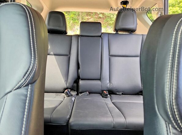 2T3DFREV7JW855669 2018 TOYOTA RAV4 Silver Vista de los asientos traseros