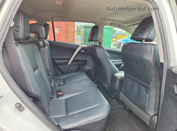 2T3DFREV8HW642692 2017 TOYOTA RAV4 White Rear interior view