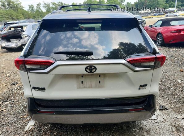 2T3E6RFV3SW085393 2025 TOYOTA RAV4 White Vista trasera