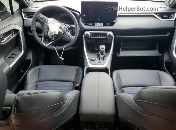 2T3E6RFV9SW084944 2025 TOYOTA RAV4 White Widok deski rozdzielczej