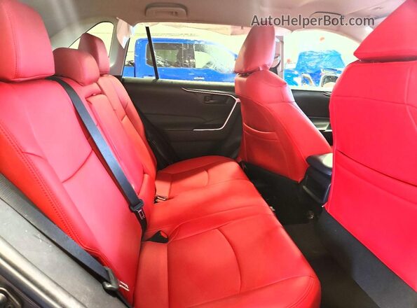 2T3F1RFV5LW132315 2020 TOYOTA RAV4 Black უკანა სალონის ხედი