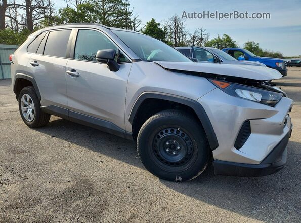 2T3F1RFV6LC099889 2020 TOYOTA RAV4 Серебряный Передняя правая четверть