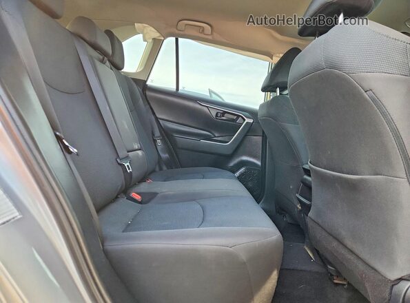 2T3F1RFV6LC099889 2020 TOYOTA RAV4 Серебряный Вид задней части салона