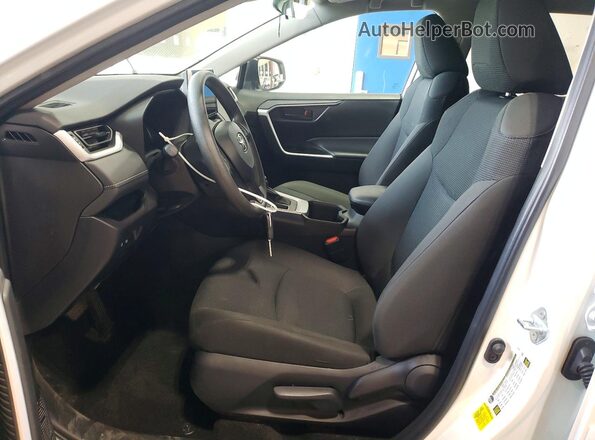 2T3F1RFV8RC464887 2024 TOYOTA RAV4 White Սալոնի դիմացի տեսք