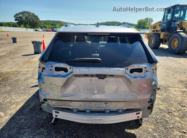 2T3G1RFV4KC004233 2019 TOYOTA RAV4 Silver Հետևի տեսք