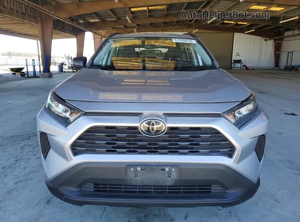 2T3H1RFV4MC101469 2021 TOYOTA RAV4 Серебряный Вид спереди
