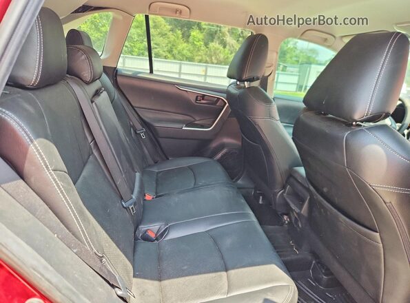 2T3H1RFV7MW155217 2021 TOYOTA RAV4 Red Вид задньої частини салону
