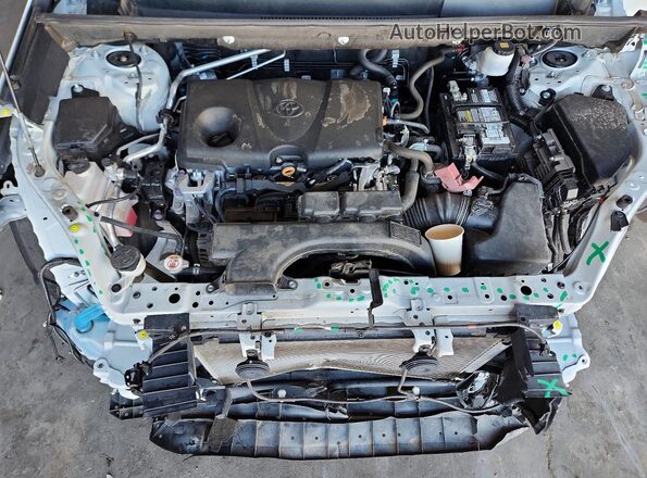 2T3H1RFV9LW093074 2020 TOYOTA RAV4 White ძრავის განყოფილების ხედი