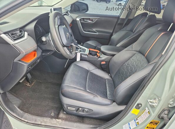 2T3J1RFV7KC046689 2019 TOYOTA RAV4 Green Widok wnętrza z przodu