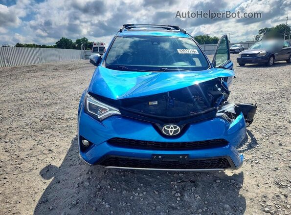 2T3JFREV9HW592873 2017 TOYOTA RAV4 Blue Вид спереду