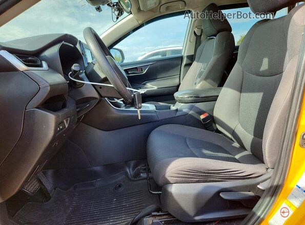 2T3LWRFV0KW001280 2019 TOYOTA RAV4 Yellow Dashboard view