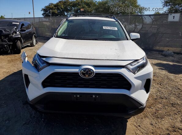 2T3MWRFV1SW252183 2025 TOYOTA RAV4 Белый Вид спереди