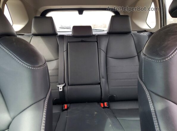 2T3N1RFV4MC177017 2021 TOYOTA RAV4 Black Widok tylnych siedzeń