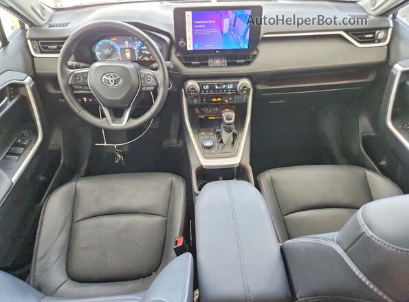 2T3N1RFV7SW524397 2025 TOYOTA RAV4 White Вид панелі приладів