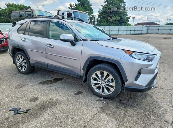 2T3N1RFVXMC227659 2021 TOYOTA RAV4 Silver Передня права чверть