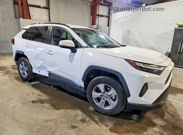 2T3P1RFV0SW565382 2025 TOYOTA RAV4 Белый Передняя правая четверть