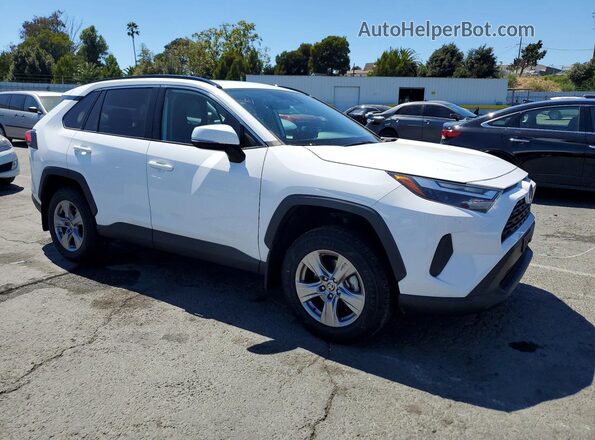 2T3P1RFV2NC268720 2022 TOYOTA RAV4 White Delantero derecho